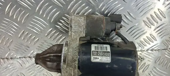 Hyundai i40 Starter motor 1201942