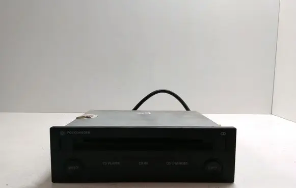 Volkswagen PASSAT B5.5 CD/DVD changer 6065116