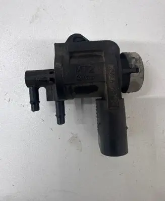 Volkswagen PASSAT B6 Turbo solenoid valve 1J0906283