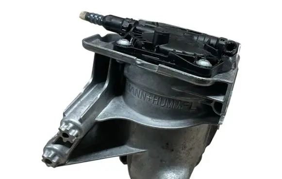 Ford Kuga II Fuel filter housing 9813802280 1040354S02 981380228000