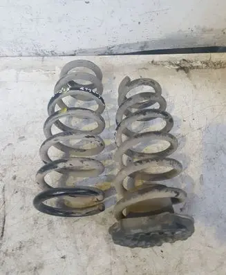 Toyota Avensis T250 Rear coil spring