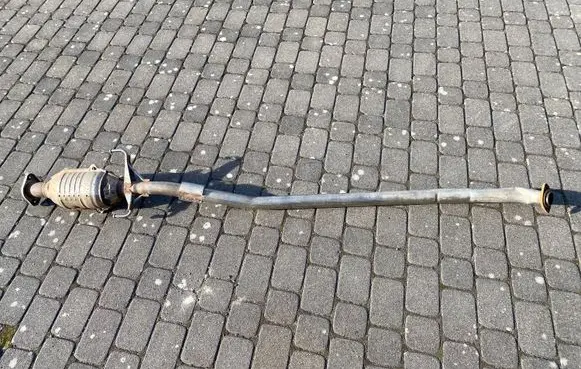 Toyota RAV 4 (XA20) Muffler/silencer 