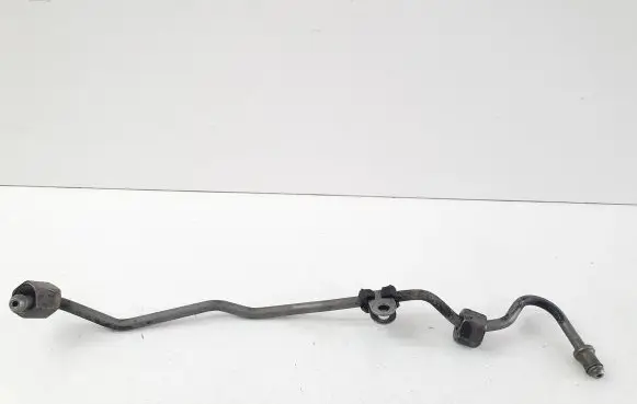 Mercedes-Benz C W204 Fuel injector supply line/pipe 