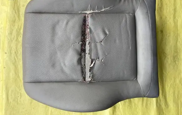 Mercedes-Benz C W204 Seat trim A2048600205