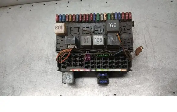 Volkswagen Transporter - Caravelle T4 Fuse box set 