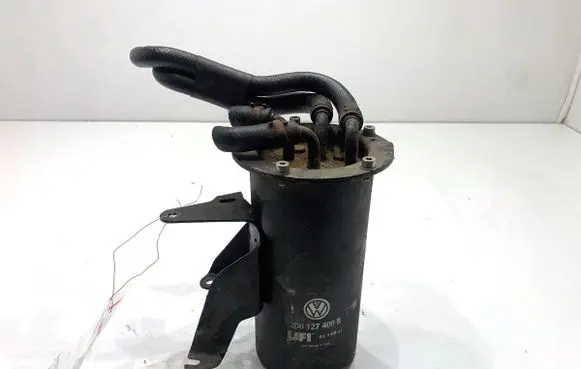 Volkswagen Touran I Fuel filter housing 3C0127400B