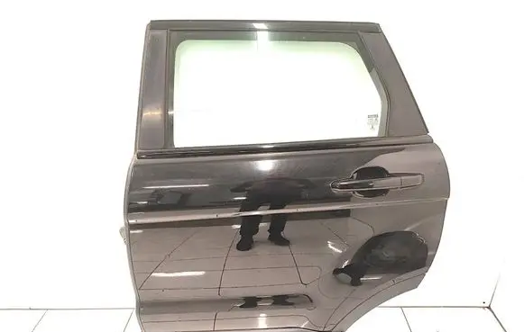Land Rover Evoque I Rear door 