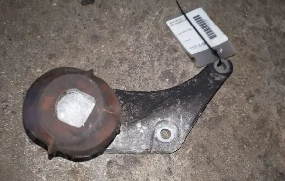 Audi A8 S8 D3 4E Engine mounting bracket 4E0199343AG