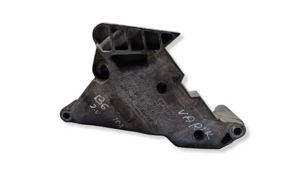Volkswagen PASSAT B6 Engine mounting bracket 03G199207F 200KTS5