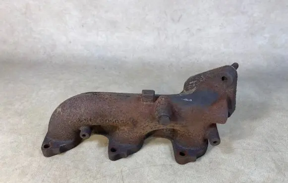 BMW 7 E23 Intake manifold 11621250601