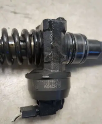 Audi A3 S3 A3 Sportback 8P Fuel injector 0414720215