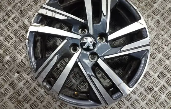 R16 alloy rim