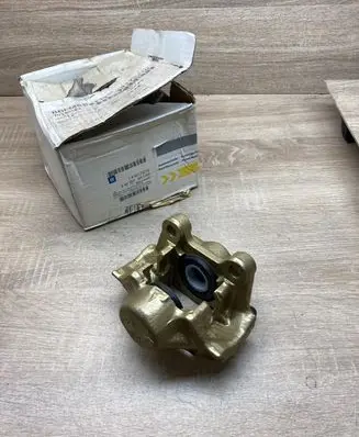 Opel Vectra B Rear brake caliper 93173210