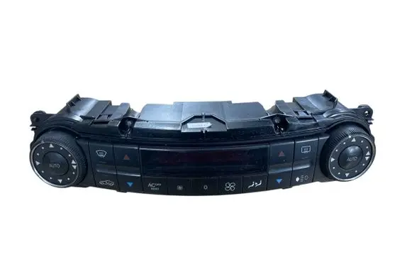 Mercedes-Benz E W211 Climate control unit 2118300685 00051302