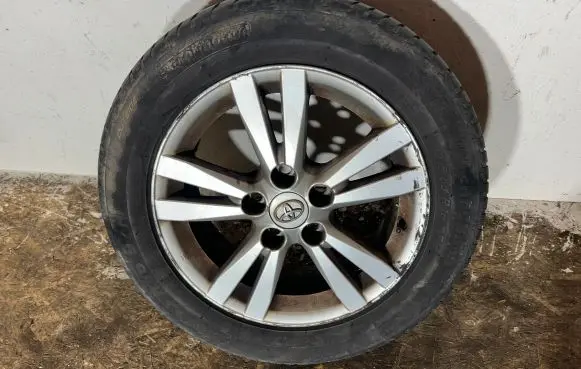 R16 alloy rim