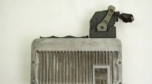 Toyota Auris E180 Engine control unit/module 8966602810