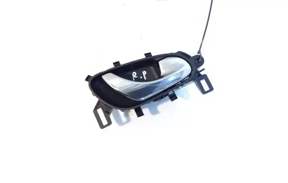 Nissan Qashqai Front door interior handle 806704EA1A
