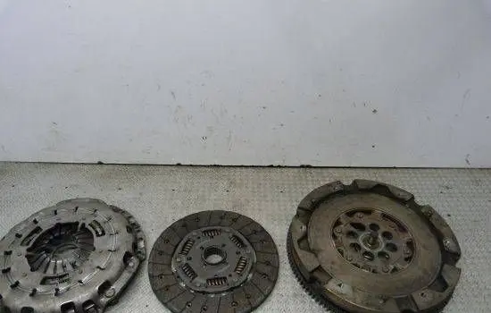 BMW 3 E90 E91 Clutch set kit 324051710