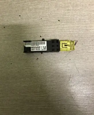 Nissan Almera Tino Airbag deployment crash/impact sensor 98831BU200