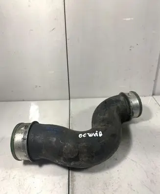 Audi A3 S3 A3 Sportback 8P Intercooler hose/pipe 1K0145832E