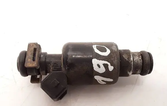 Opel Vectra B Fuel injector 17089276 5137