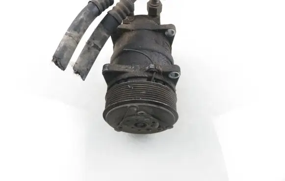 Audi A4 S4 B5 8D Air conditioning (A/C) compressor (pump) 564D247377 06307363