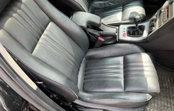 Seat set