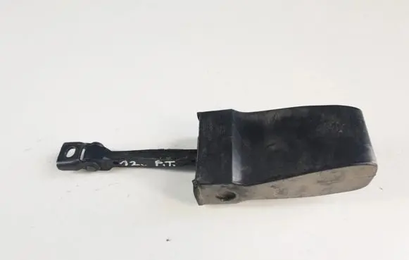 Skoda Superb B6 (3T) Rear door check strap stopper