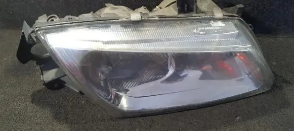 Nissan Almera N16 Headlight/headlamp