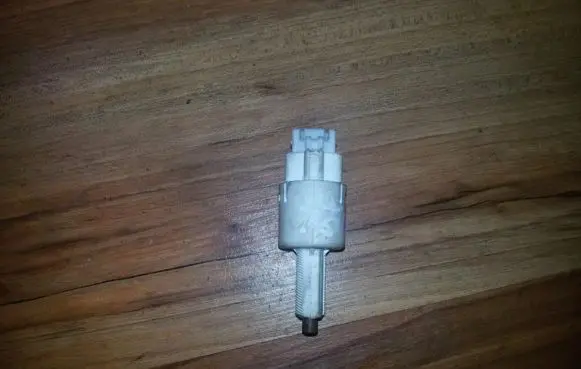 Brake pedal sensor switch
