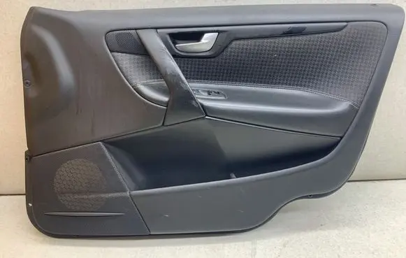 Volvo V70 Front door card panel trim 39981124 17122003 A1856