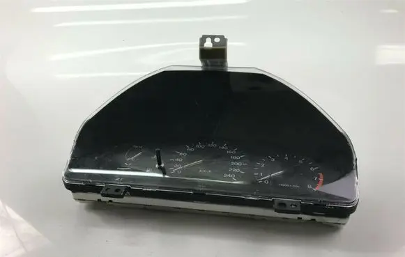Mazda 626 Speedometer (instrument cluster) FEGE6WD P2456