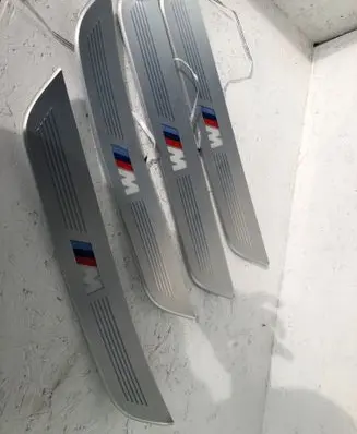 BMW 7 F01 F02 F03 F04 Front sill trim cover 10073010 806104403
