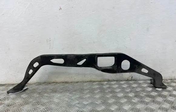 Porsche Macan (95B) Engine mounting bracket 8K0199521Q