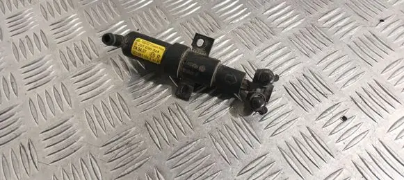 Volkswagen PASSAT B6 Headlight washer spray nozzle 3C0955104A