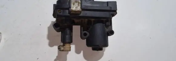 Opel Insignia A Throttle valve 8687DKC7L PBTGF30