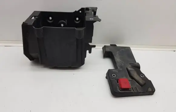 Volvo XC60 Battery box tray 31652062 AFRZU