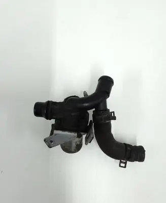 Mercedes-Benz E W212 Coolant heater control valve A6512000431