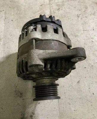 Opel Insignia A Generator/alternator