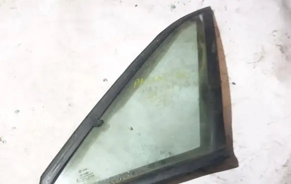 Volkswagen PASSAT B3 Rear side window