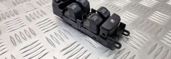 Volvo V70 Electric window control switch 30773269 03454200