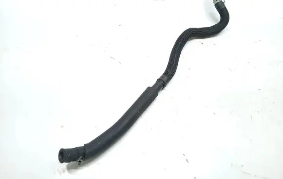 Mazda CX-5 Engine coolant pipe/hose