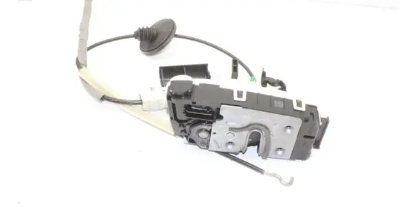 Mercedes-Benz E A207 Front door lock A2047203735