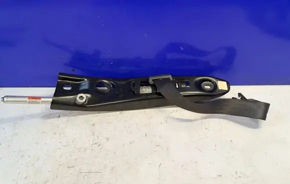 Volvo XC90 Front seatbelt 8619629