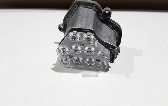 Headlight part