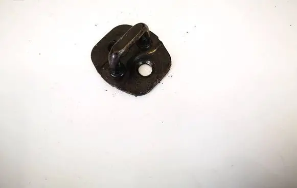 Nissan Note (E11) Rear door lock loop/hook striker 