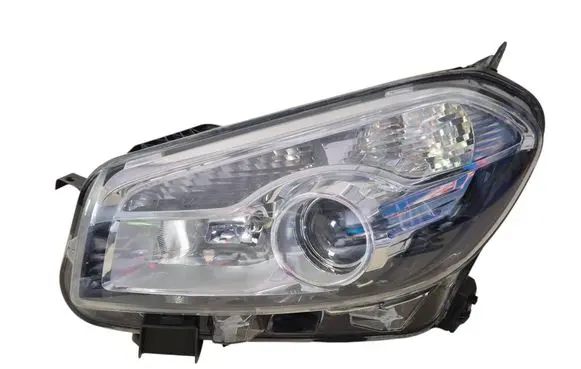 Nissan Qashqai Headlight/headlamp 174450