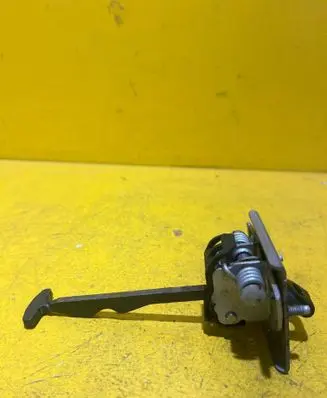 Peugeot 308 Front door check strap stopper 