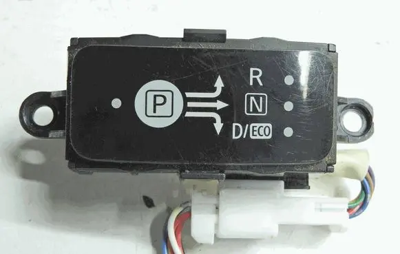 Nissan Leaf I (ZE0) Other switches/knobs/shifts