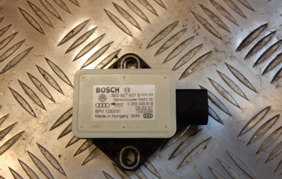 Audi A6 S6 C6 4F ESP acceleration yaw rate sensor 8E0907637B 39232
